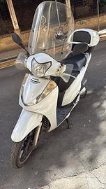 Sh 300