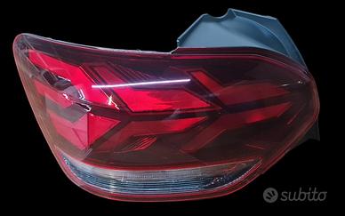 FARO FANALE FANALINO POSTERIORE PER DACIA SANDERO 