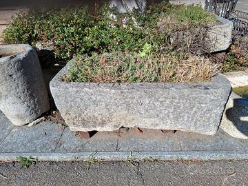 vasca trogolo in pietra