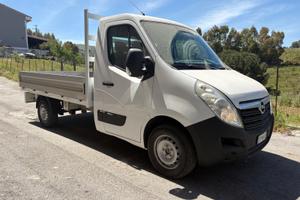 Opel movano  2013