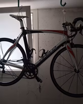 bici da corsa Pinarello opera Leonardo