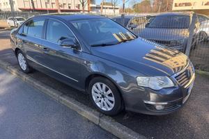 Vw Passat 2.0 TDI 110CV neopaten garanzia 12 mes