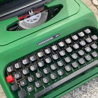 Macchina da scrivere portatile