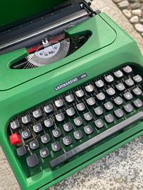 Macchina da scrivere portatile