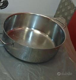 Casseruola bassa larga 31 cm e padella grande 32cm