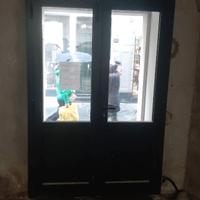 portoncino ingresso negozio alluminio/doppio vetro