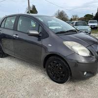 TOYOTA Yaris 1.0 5 porte Sol