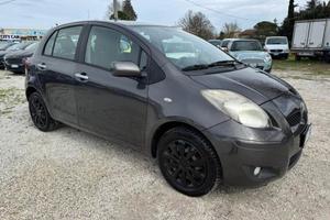 TOYOTA Yaris 1.0 5 porte Sol