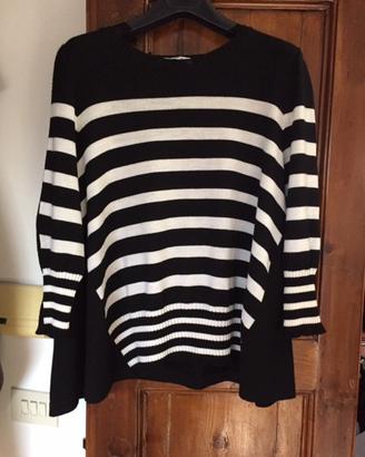 Laboratorio di maglieria esegue capi donna/uomo