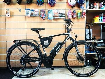 ATALA B-tour SE Man taglia L.motore Bosch 