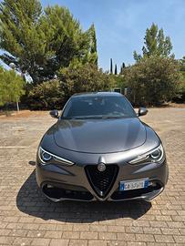 Alfa Romeo Stelvio Q4 Veloce 210 CV