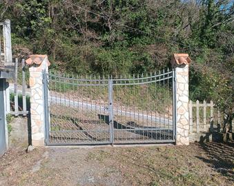 cancello in ferro battuto