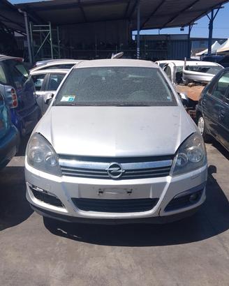 RICAMBI USATI AUTO OPEL Astra H Berlina Z17DTH Die