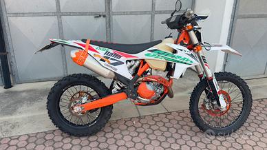 KTM 350 EXC 4t modello Six Day 2021