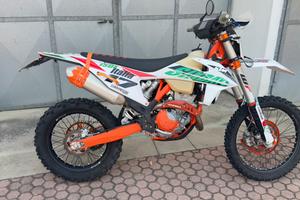 KTM 350 EXC 4t modello Six Day 2021