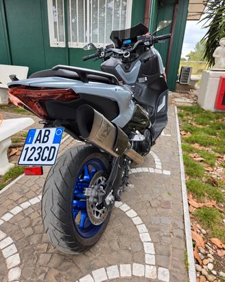 Scarico Yamaha R1 per Tmax 530 560