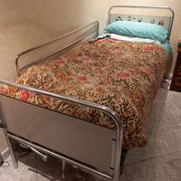 letto ospedaliero manuale