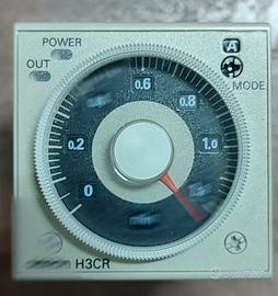 timer Omron H3CR 