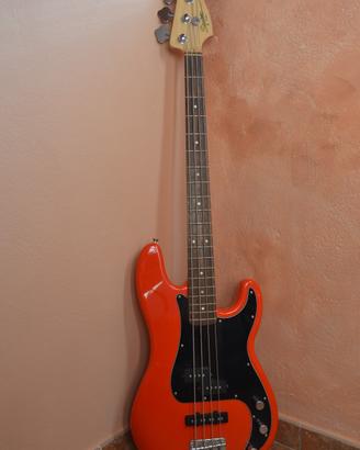 Basso elettrico Fender Squier