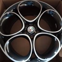 Cerchi in lega 19" Alfa GIULIA con pneumatici