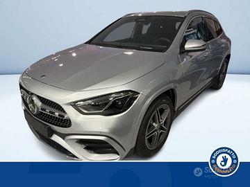Mercedes-Benz GLA 180 Automatic AMG Line Extr...