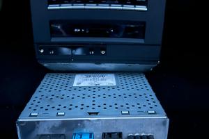 Amplificatore  mercedes s350 w 221/222 + radio +