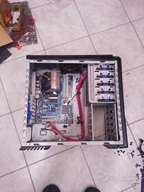 Scheda madre + Processore + Case + RAM