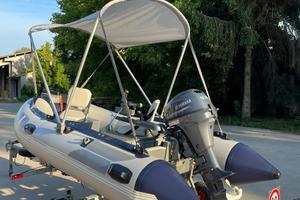 Gommone +motore yamaha +carello