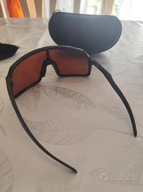 occhiali Oakley sutro 