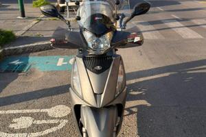 Kymco People GTi 300 (2015)