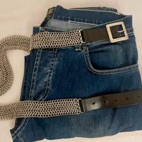 Cintura pelle nera e metallo