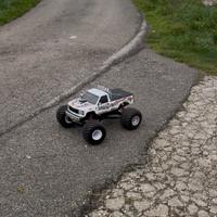 Monster truck RC Kyosho