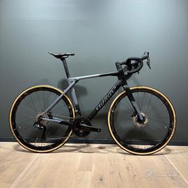 Wilier Granturismo SLR - SHIMANO ULTEGRA Di2 R8170