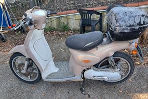 scooter aprilia 50 scarabeo 