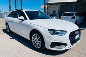 Audi A4 Avant 40 TDI quattro S tronic Business DIE