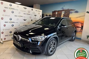 MERCEDES-BENZ GLA 200 d 150cv Auto Premium AMG