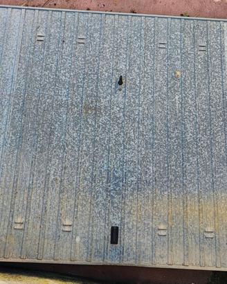 PORTA BASCULANTE PER GARAGE