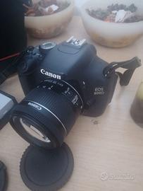 Canon eos 600d con 18-55mm poco usata