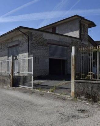 Immobile di 280 m² a Sant'Apollinare