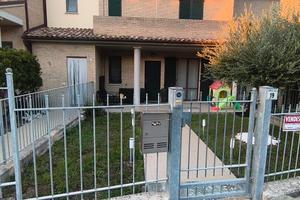 villetta a schiera piano terra più taverna