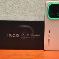 iQOO 13 256GB BMW Motorsport Edition