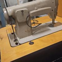 Macchina da cucire Singer