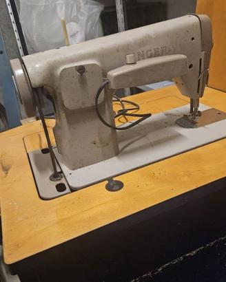 Macchina da cucire Singer