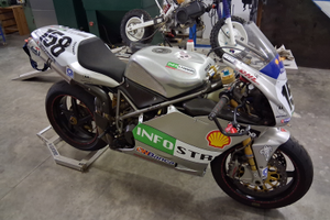 Ducati 998 pista replica rs