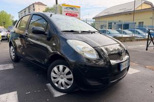 Toyota Yaris 1.0 5 porte Now 2010