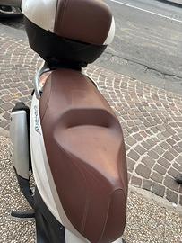 Piaggio Beverly 300