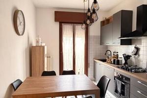 Appartamento di 89 m² con 3 locali e box auto a Mi