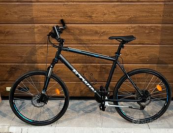 Bici MTB Rockrider alluminio freni a disco ruota26