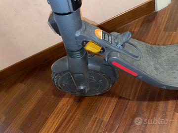 Monopattino Elettrico Ninebot Segway Modello E45E