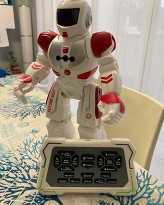 Robot giocattolo con telecomando